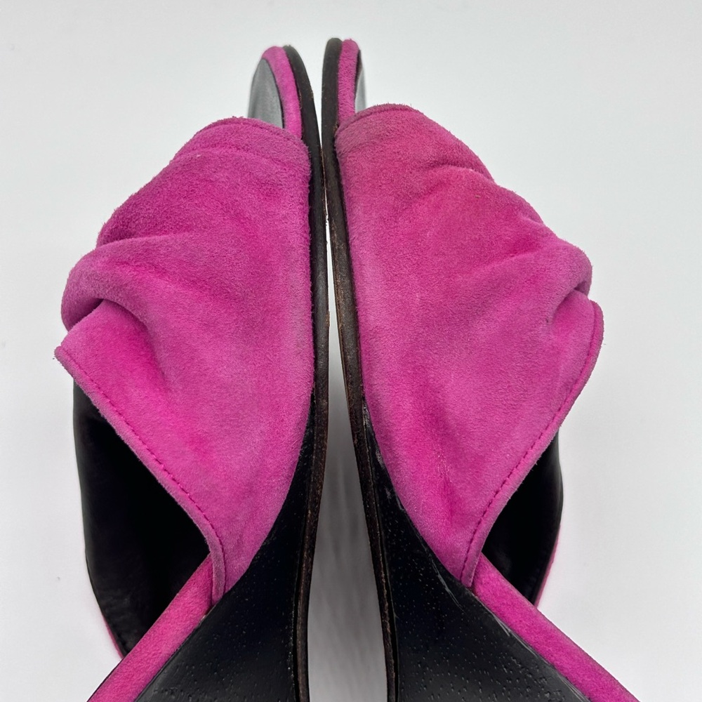 Robert Clergerie Pink Suede Knot Wedge Sandals - Picture 11 of 16